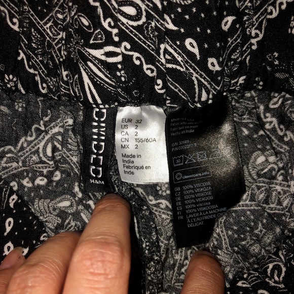 Tribal Print Cute Shorts - Picture 4 of 7